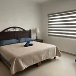 Thelmar Flamingos Apartment
